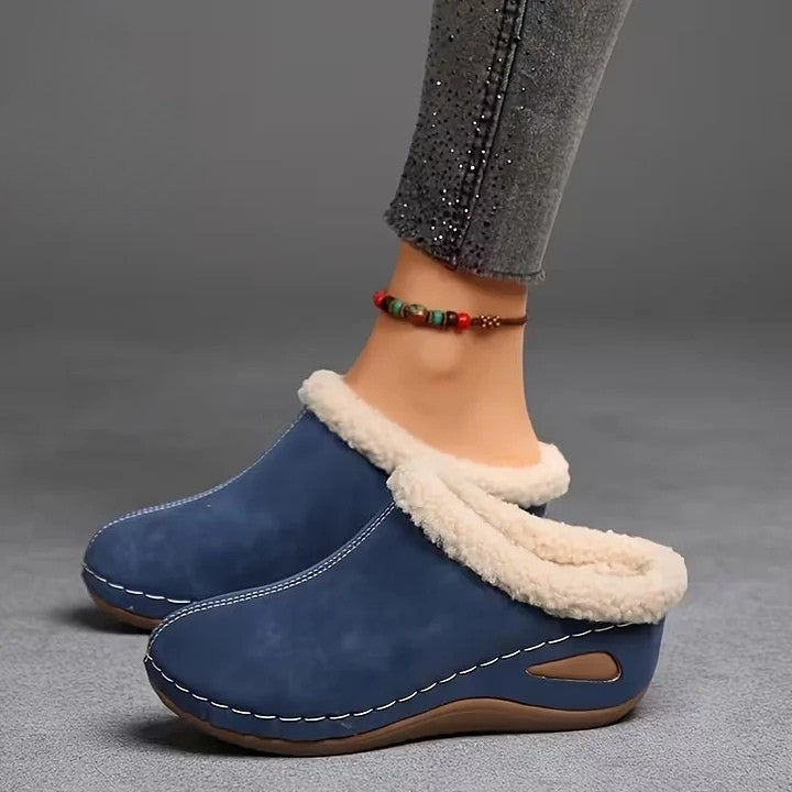 Nova – Fur-Lined Slip-On Sandals