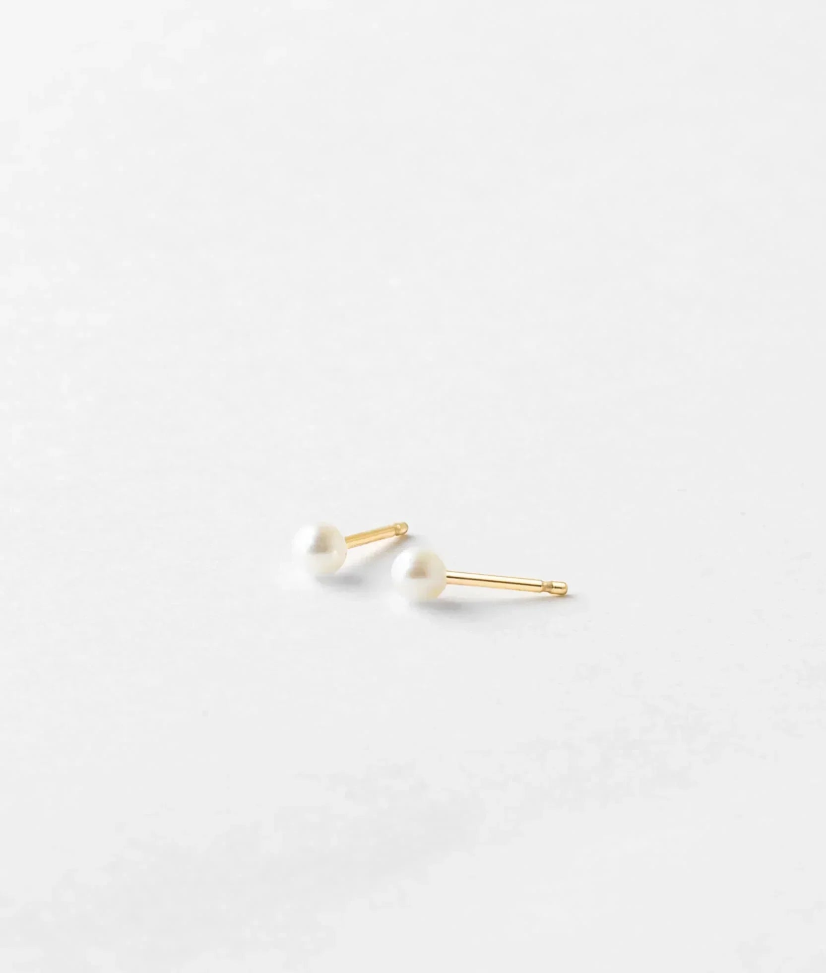 Fiona Stud Earrings