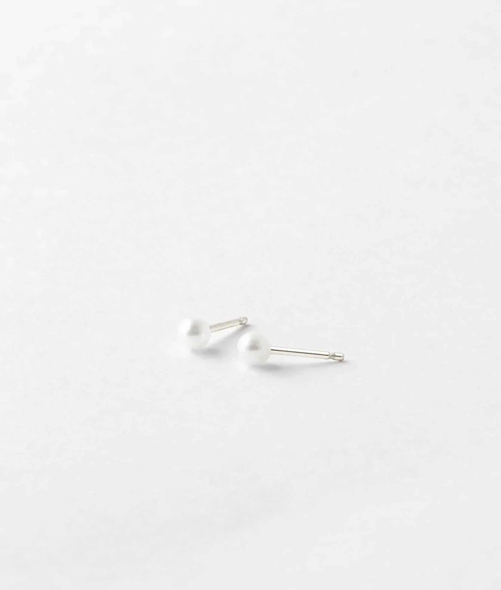 Fiona Stud Earrings