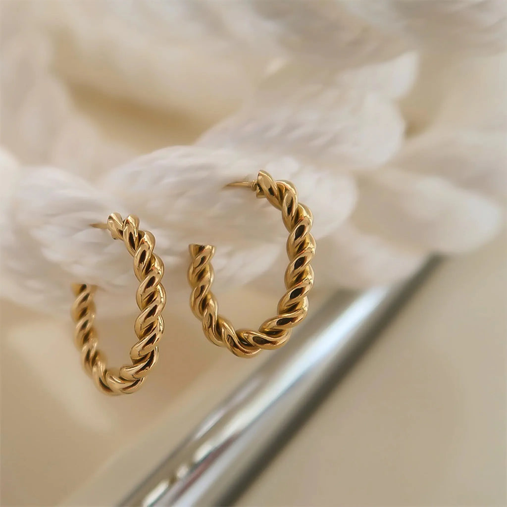 Robyn Hoop Earrings
