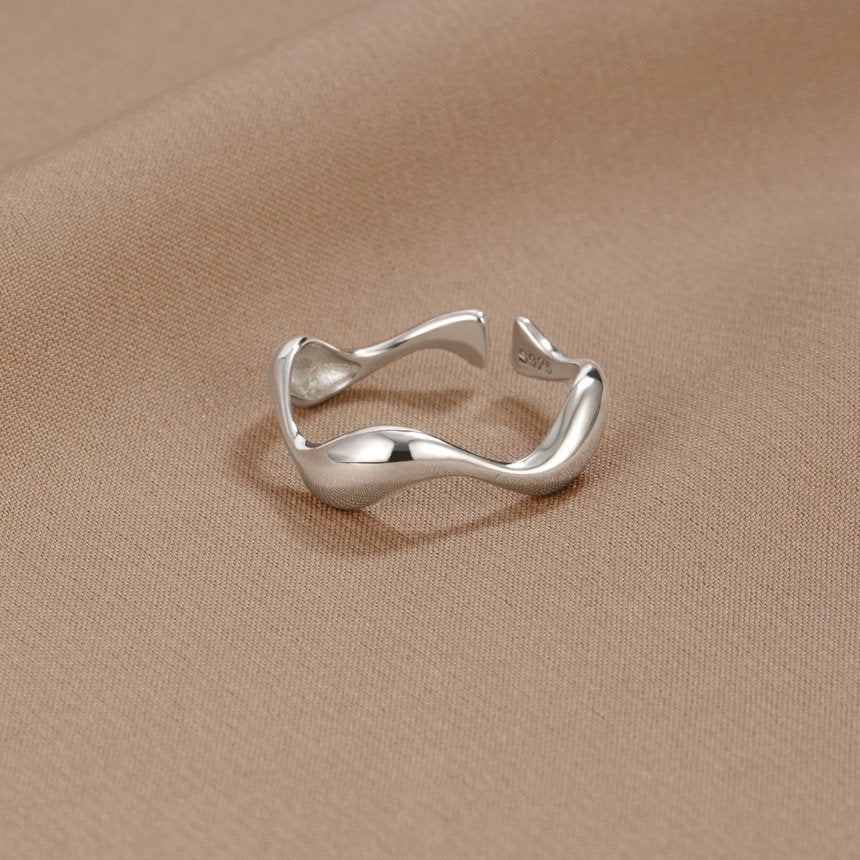 Minimalist Wave Ring