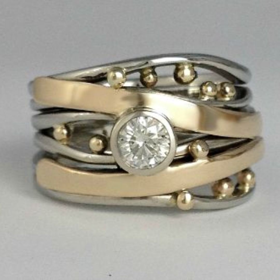 Royal Vintage Gold Ring with Inlaid Zirconia