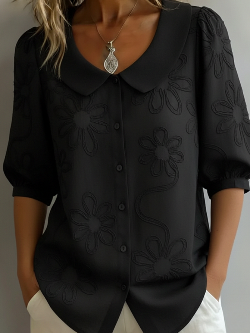 Sara – Blouse with embroidered flowers