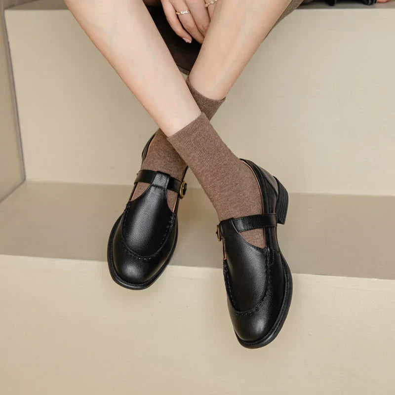 Belliora Retro-Inspired Shoes