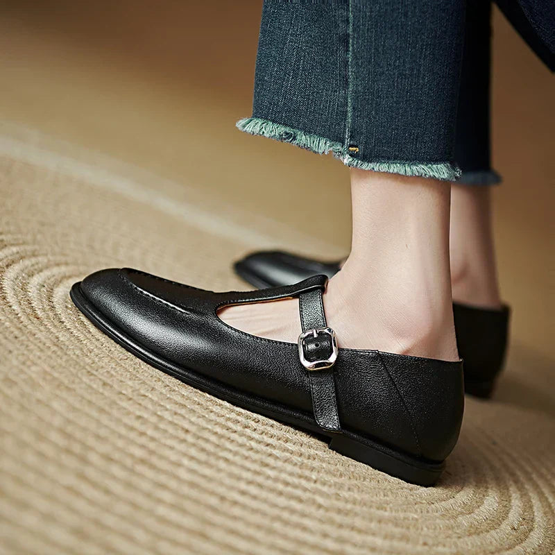 Selvana Chic Low Heel Pumps