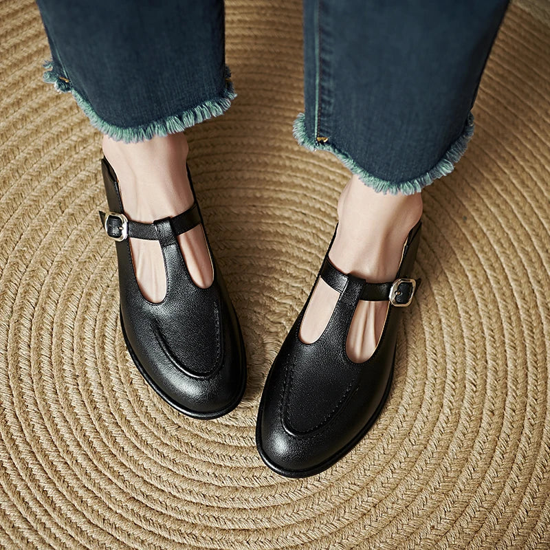 Selvana Chic Low Heel Pumps