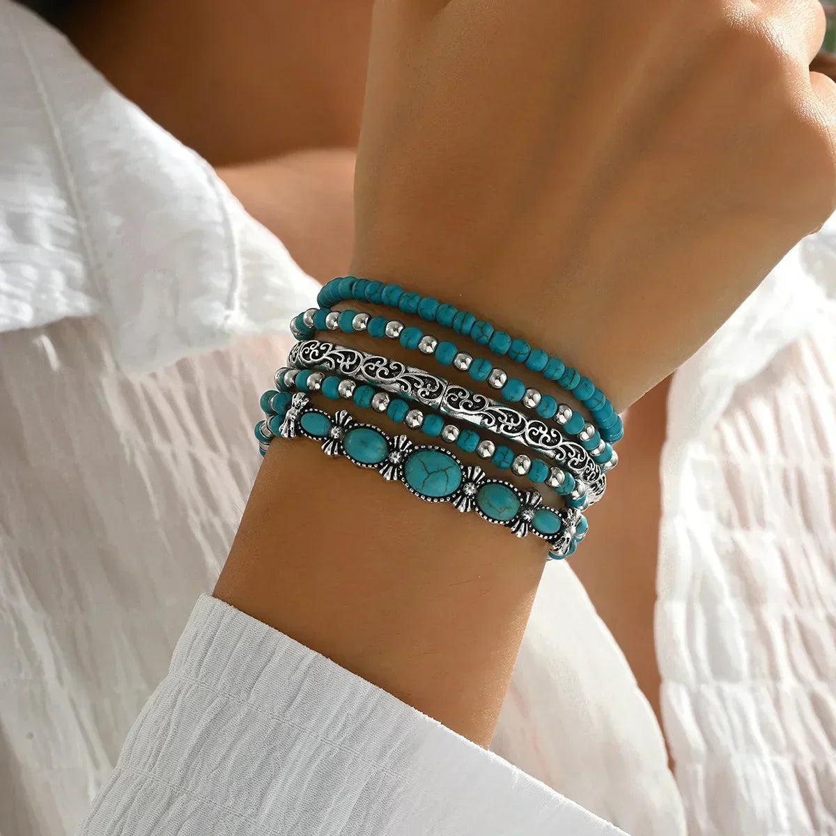 Maëlys — Refined turquoise multi-strand bracelet