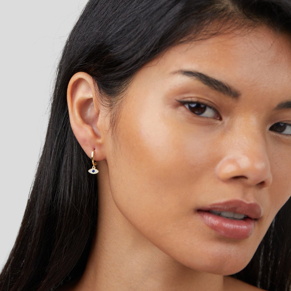 LYNE: Elevate Your Style