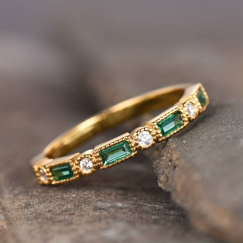 Alex - Gold Ring Featuring Green Zirconia Inlay